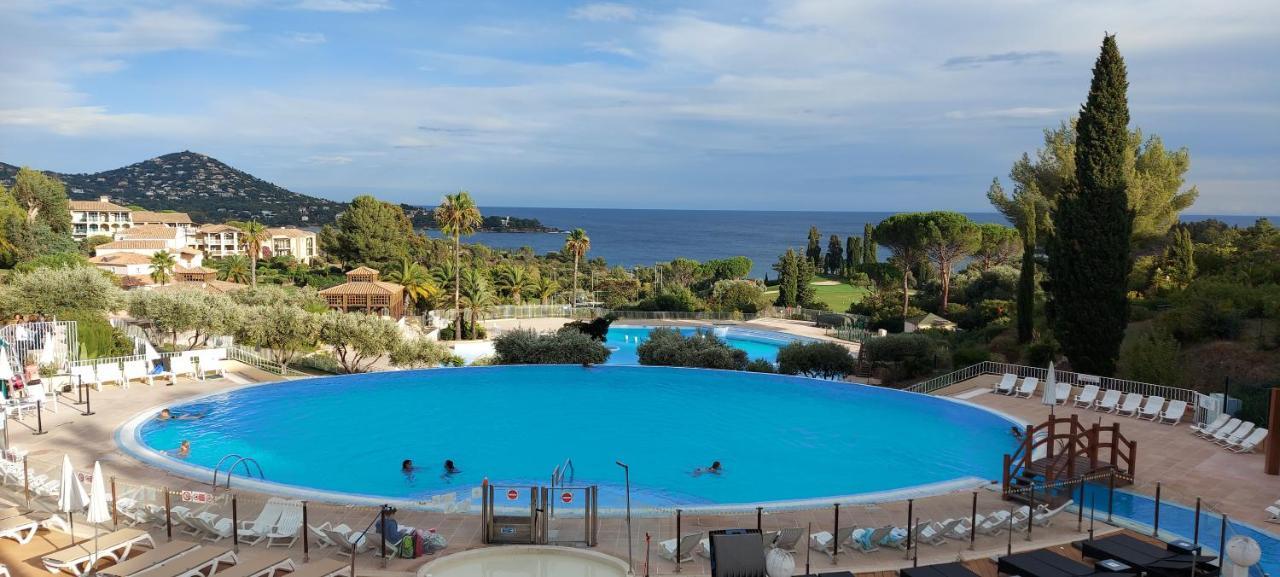 Saint-Raphael- Vue Mer Et Massif De L'Esterel Eksteriør bilde
