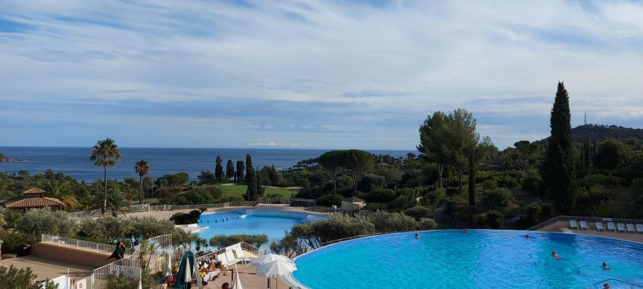 Saint-Raphael- Vue Mer Et Massif De L'Esterel Eksteriør bilde