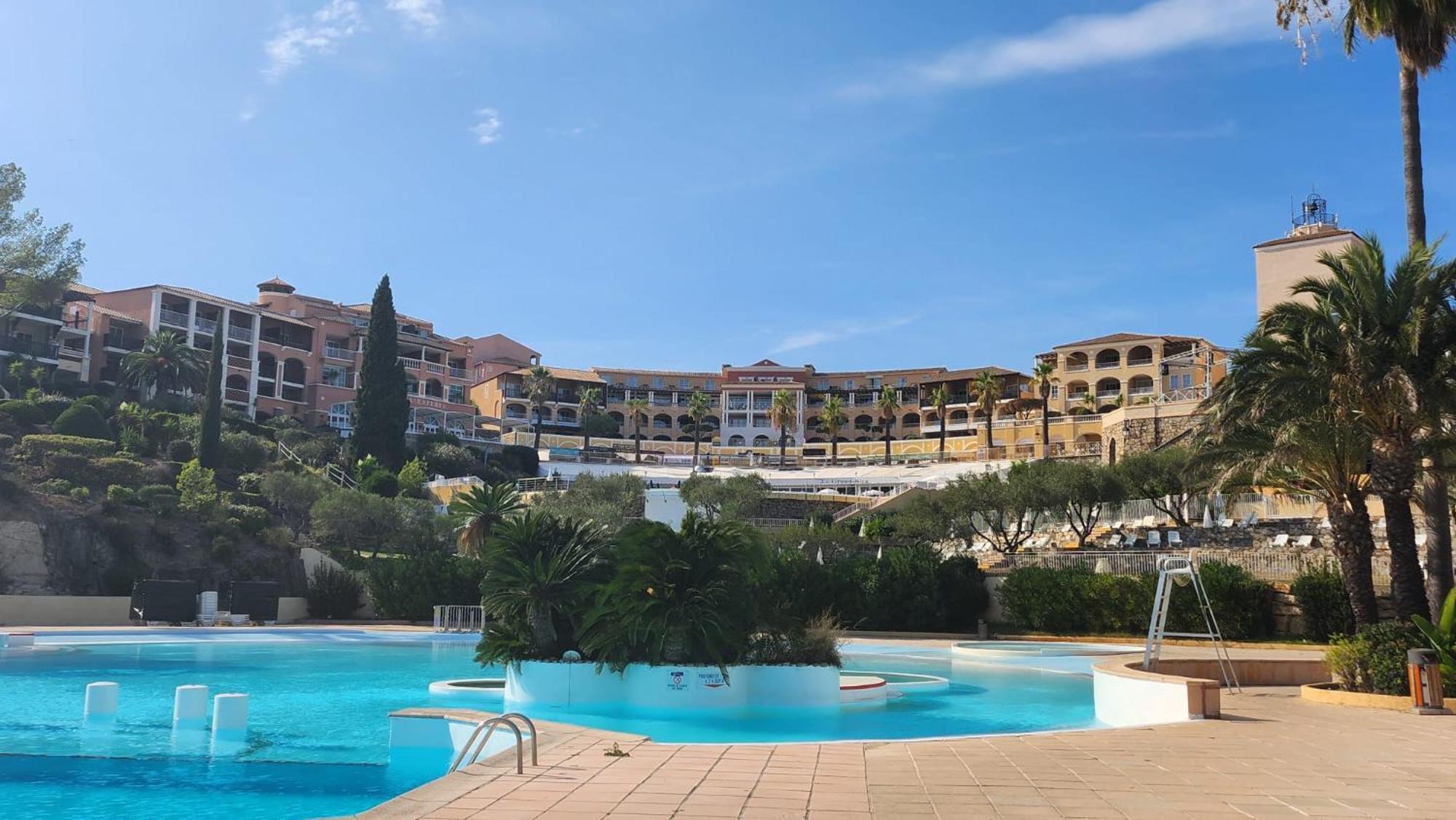 Saint-Raphael- Vue Mer Et Massif De L'Esterel Eksteriør bilde