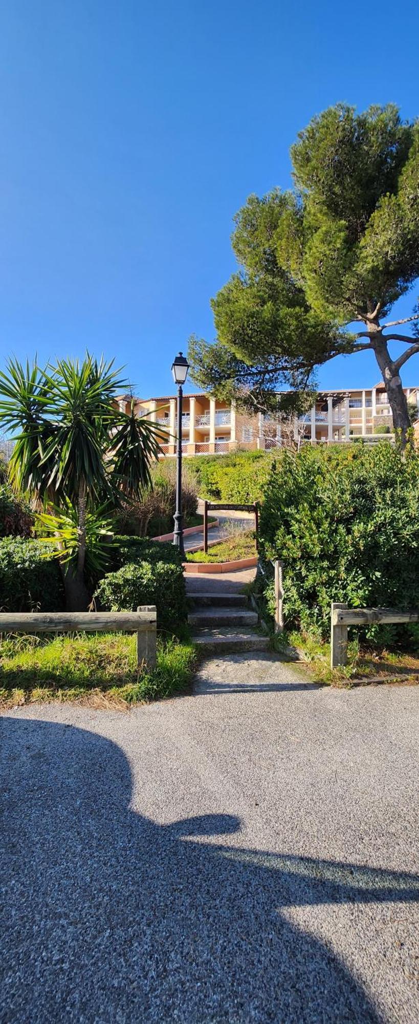Saint-Raphael- Vue Mer Et Massif De L'Esterel Eksteriør bilde